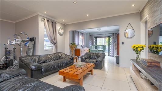 False - House Sold in Fourways, Sandton, Gauteng - M126517