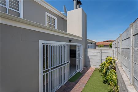 False - Townhouse Sold in Langeberg Ridge, Kraaifontein, Western Cape - M125735