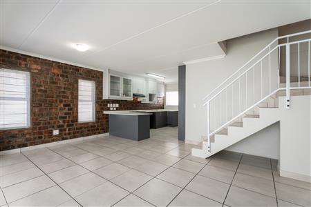 False - Townhouse Sold in Langeberg Ridge, Kraaifontein, Western Cape - M125735