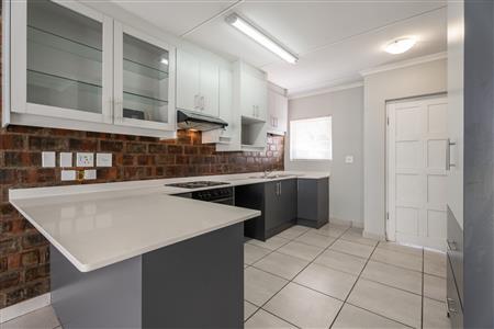 False - Townhouse Sold in Langeberg Ridge, Kraaifontein, Western Cape - M125735
