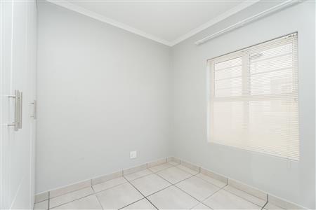 False - Townhouse Sold in Langeberg Ridge, Kraaifontein, Western Cape - M125735