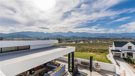 False - House For Sale in Silwerstrand Golf And River Estate, Robertson, Western Cape - M124127