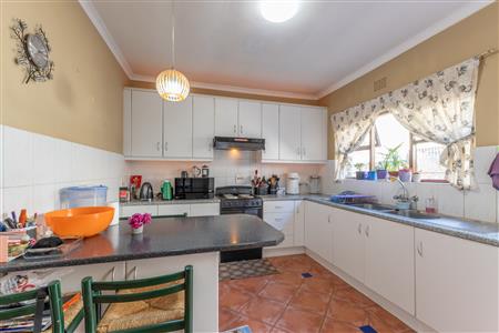 False - House For Sale in Goedehoop, Strand, Western Cape - M126521