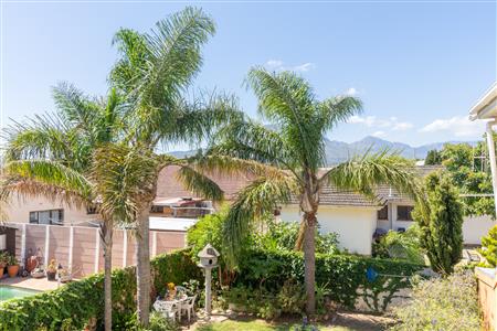 False - House For Sale in Goedehoop, Strand, Western Cape - M126521