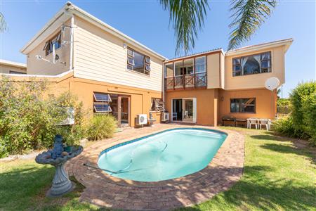 False - House For Sale in Goedehoop, Strand, Western Cape - M126521