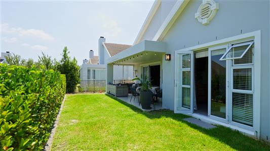 House Sold in Val de Vie Estate, Paarl, Western Cape - M126518