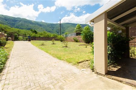 False - House For Sale in Franisvalle, Somerset East, Eastern Cape - M126519