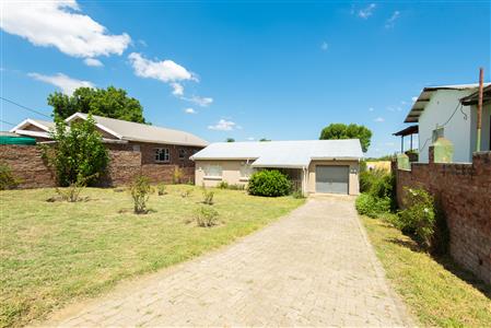 False - House For Sale in Franisvalle, Somerset East, Eastern Cape - M126519