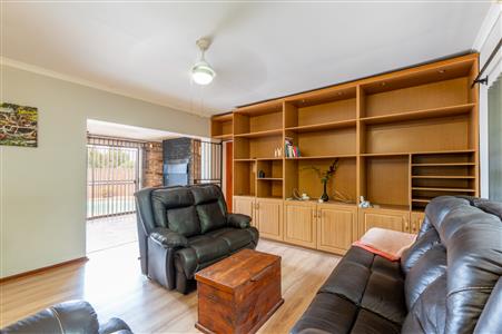 False - House For Sale in Grabouw, Western Cape - M126527