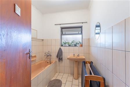 False - House For Sale in Grabouw, Western Cape - M126527