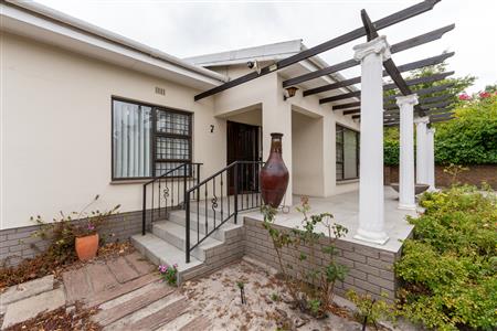 False - House For Sale in Grabouw, Western Cape - M126527