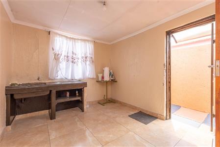 False - House To Rent in Jabavu, Soweto, Gauteng - M116790