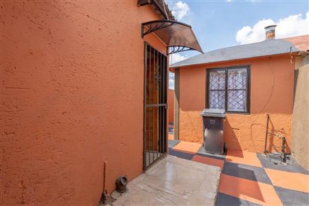 False - House To Rent in Jabavu, Soweto, Gauteng - M116790