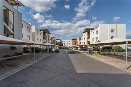 False - Apartment For Sale in Van Der Stel, Somerset West, Western Cape - M126537