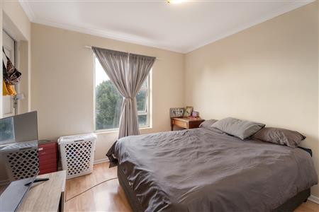 False - Apartment For Sale in Van Der Stel, Somerset West, Western Cape - M126537