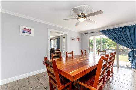 False - House For Sale in Bowtie, Plettenberg Bay, Western Cape - M126544