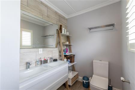 False - House For Sale in Bowtie, Plettenberg Bay, Western Cape - M126544