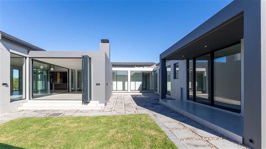 False - House For Sale in Oubaai, George, Western Cape - M126540