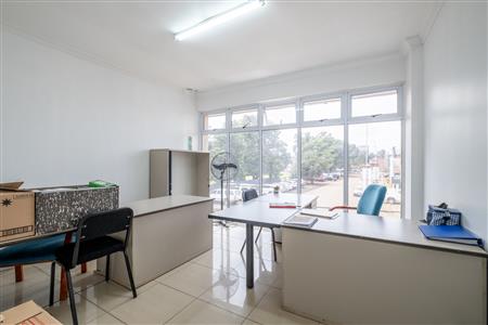 False - Office For Sale in Pietermaritzburg Central, Pietermaritzburg, KwaZulu Natal - M126541