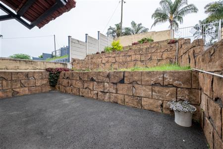 False - House For Sale in Havenside, Chatsworth, KwaZulu Natal - M126554