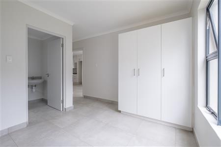 False - Apartment For Sale in Lincoln Meade, Pietermaritzburg, KwaZulu Natal - M126580