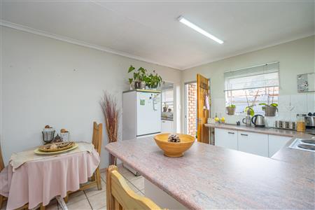 False - Townhouse Sold in Krugersdorp North, Krugersdorp, Gauteng - M126573