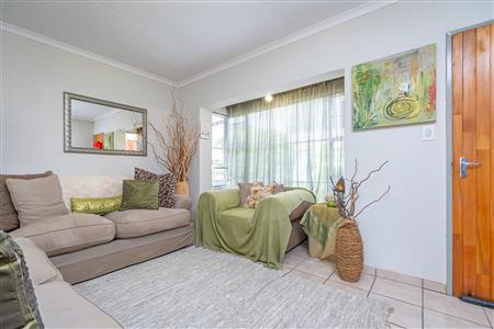 False - Townhouse Sold in Krugersdorp North, Krugersdorp, Gauteng - M126573
