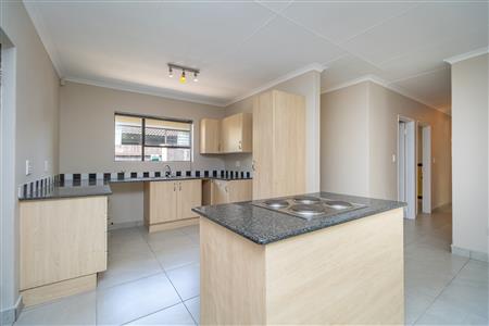 House For Sale in Fourways, Sandton, Gauteng - M126569