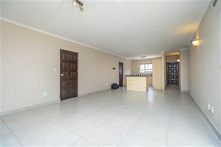 House For Sale in Fourways, Sandton, Gauteng - M126569
