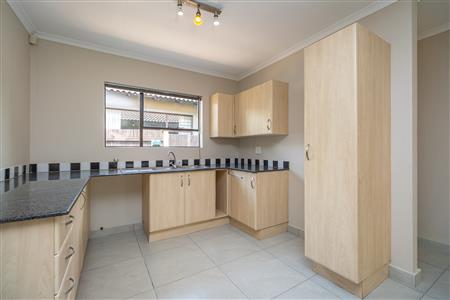 House For Sale in Fourways, Sandton, Gauteng - M126569