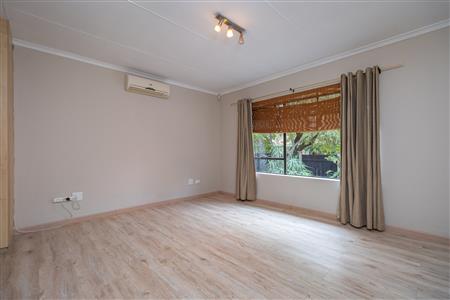 House For Sale in Fourways, Sandton, Gauteng - M126569