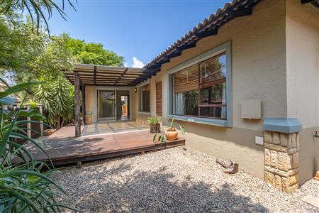 House For Sale in Fourways, Sandton, Gauteng - M126569