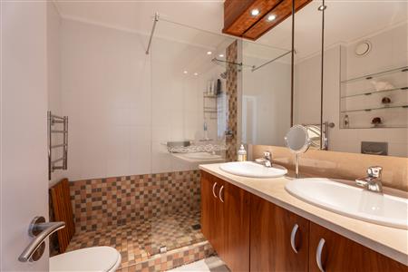 False - Apartment To Rent in Strand North, Strand, Western Cape - M126566