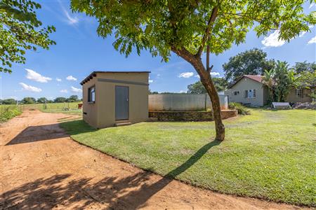 False - Farm For Sale in Muldersdrift, Krugersdorp, Gauteng - M126579