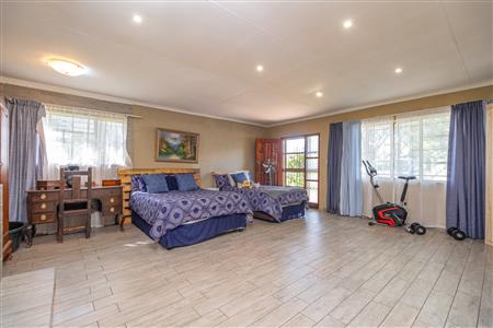 False - Farm For Sale in Muldersdrift, Krugersdorp, Gauteng - M126579