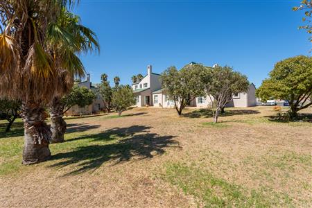 False - Apartment For Sale in Greenways Golf Estate, Strand, Western Cape - M126574