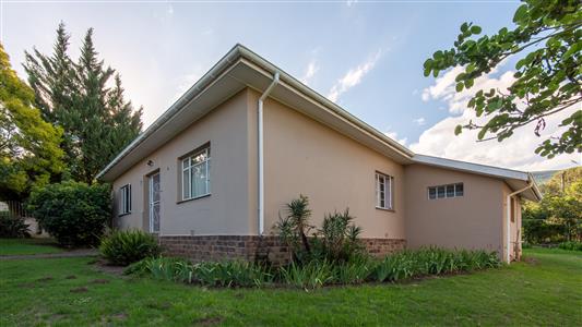 False - House For Sale in Somerset East, Eastern Cape - M126563