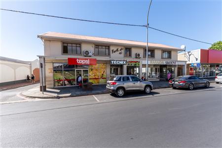 False - Retail For Sale in Wellington North, Wellington, Western Cape - M126590