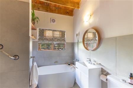 False - House For Sale in McGregor, Western Cape - M121229