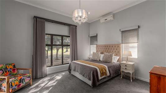 False - House Sold in Boschenmeer Golf & Country Estate, Paarl, Western Cape - M126583