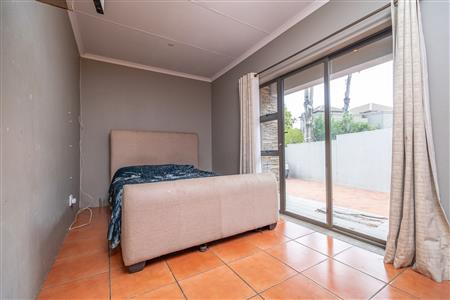 False - House For Sale in Cedar Lakes, Randburg, Gauteng - M126586