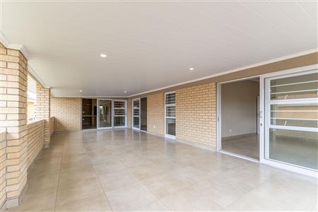 False - House For Sale in Menkenkop, Mossel Bay, Western Cape - M11959