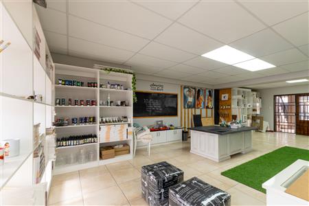False - Office To Rent in Diaz Beach, Mossel Bay, Western Cape - M126611