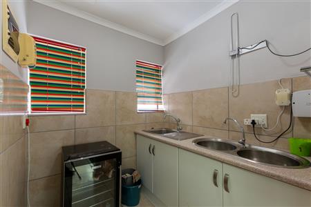 False - Office To Rent in Diaz Beach, Mossel Bay, Western Cape - M126611