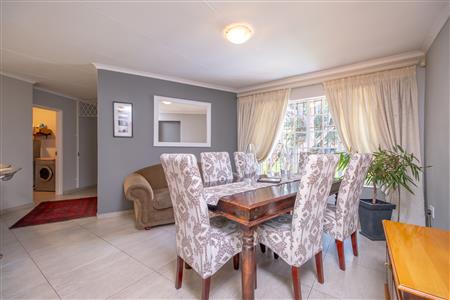 False - House For Sale in Fourways, Sandton, Gauteng - M126625