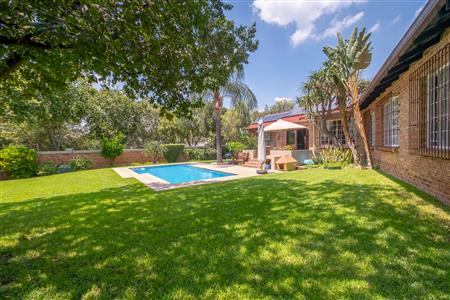 False - House For Sale in Fourways, Sandton, Gauteng - M126625