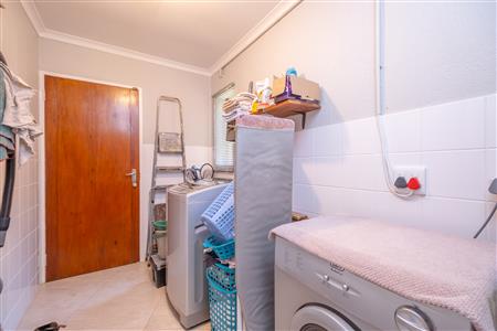 False - House For Sale in Fourways, Sandton, Gauteng - M126625