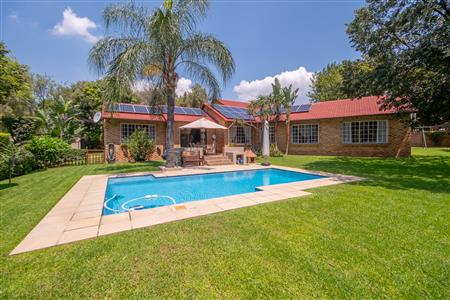 False - House For Sale in Fourways, Sandton, Gauteng - M126625
