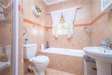 False - Townhouse For Sale in Doornpoort, Pretoria, Gauteng - M126618