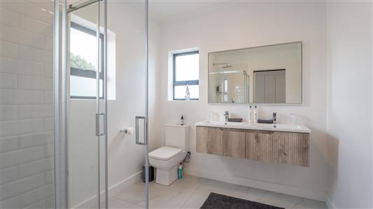 False - House For Sale in Voelklip, Hermanus, Western Cape - M126626